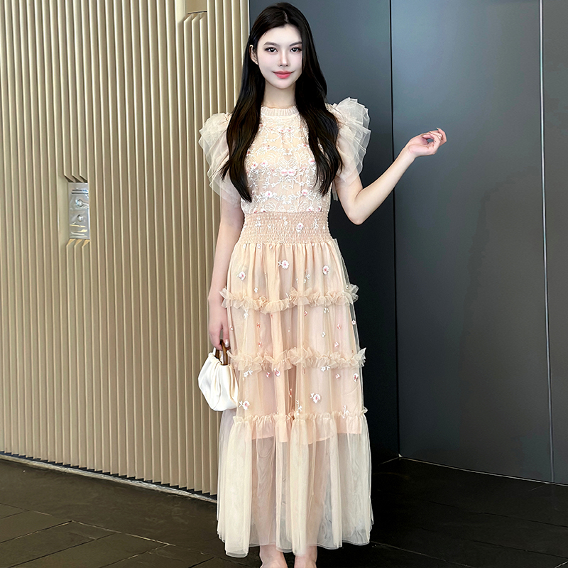 ชุดเดรสยาวสวยๆ ชุดกระโปรงยาว ชุดเดรสยาว ชุดแซกยาว มีขนาด S M L XL สนใจทักแชท