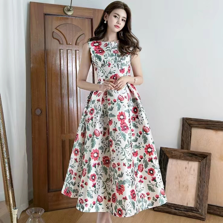 ชุดเดรสยาวสวยๆ สไตล์เกาหลี มีขนาด S M L XL สนใจทักแชท