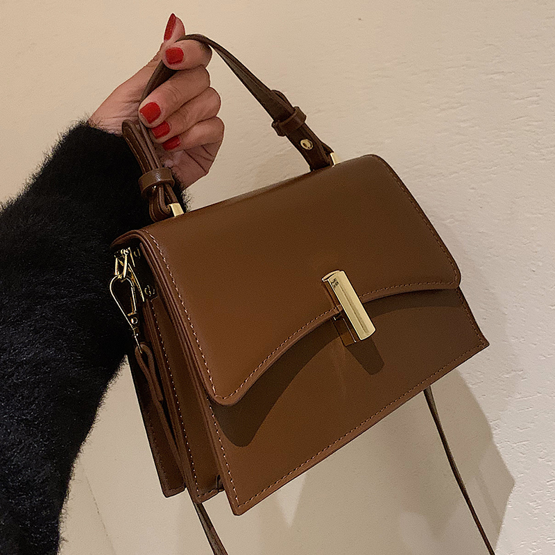 กระเป๋าผู้หญิงสวยๆ กระเป๋าสะพายข้างผู้หญิง กระเป๋าแบรนด์COOL BAG