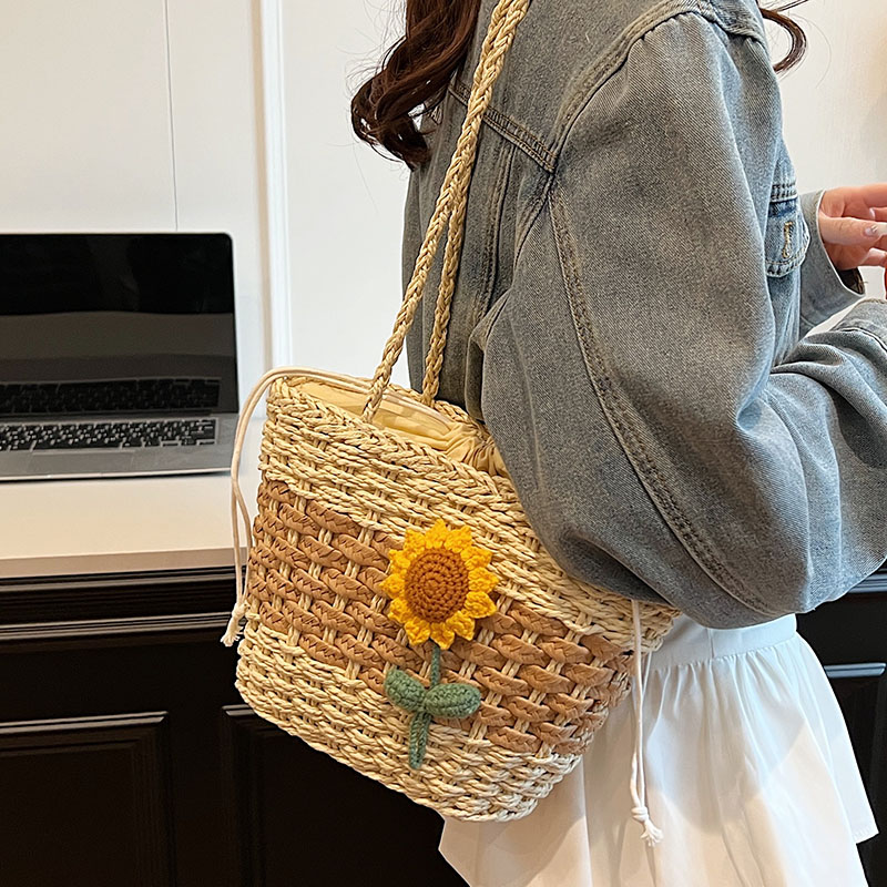 กระเป๋าผู้หญิงสวยๆ กระเป๋าสะพายข้างผู้หญิง กระเป๋าแบรนด์COOL BAG