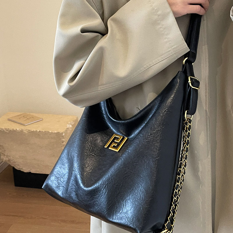 กระเป๋าผู้หญิงสวยๆ กระเป๋าสะพายข้างผู้หญิง กระเป๋าแบรนด์COOL BAG