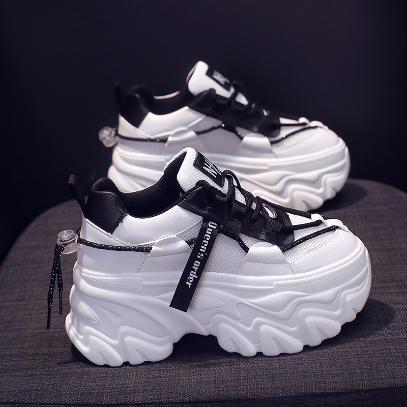 รองเท้าผ้าใบผู้หญิง ใส่สบาย รองเท้าผ้าใบใส่เที่ยวผู้หญิง มีSIZE 35 36 37 38 39 40