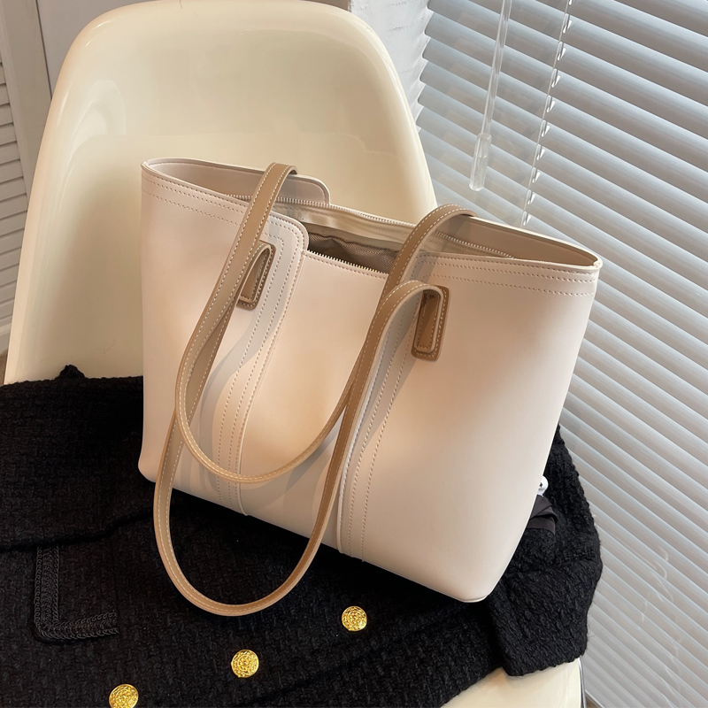 กระเป๋าผู้หญิงสวยๆ กระเป๋าสะพายข้างผู้หญิง กระเป๋าแบรนด์COOL BAG