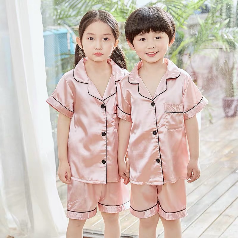 พร้อมส่ง ชุดนอนซาติน แขนสั้น เด็กชาย-หญิง