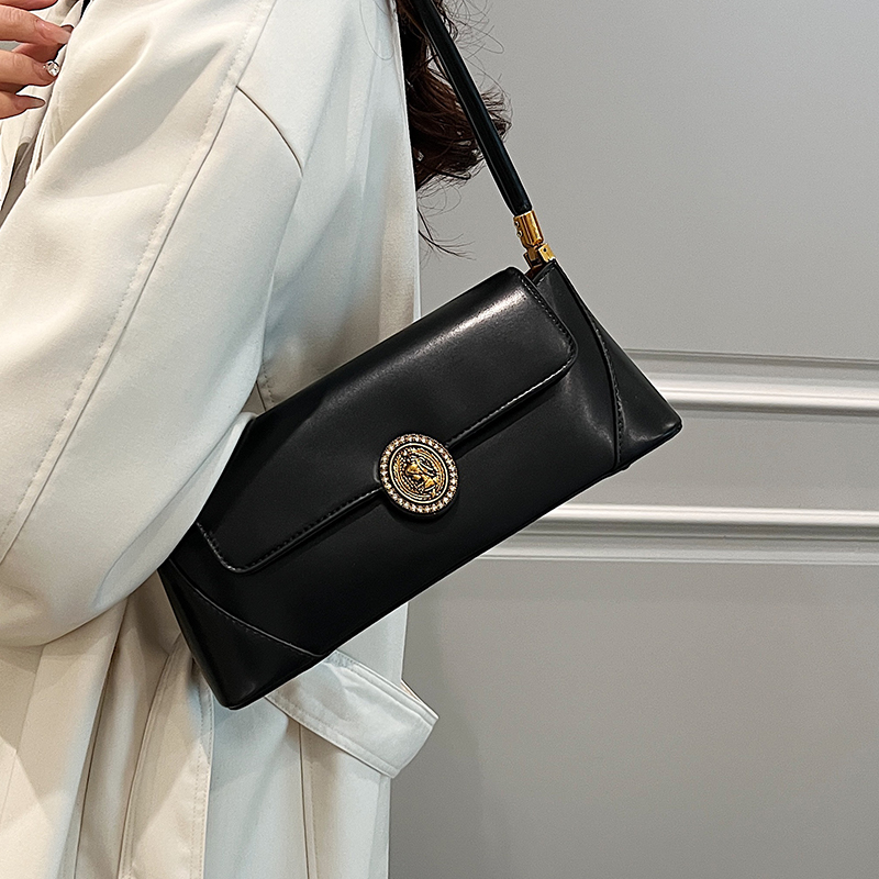 กระเป๋าผู้หญิงสวยๆ กระเป๋าสะพายข้างผู้หญิง กระเป๋าแบรนด์COOL BAG