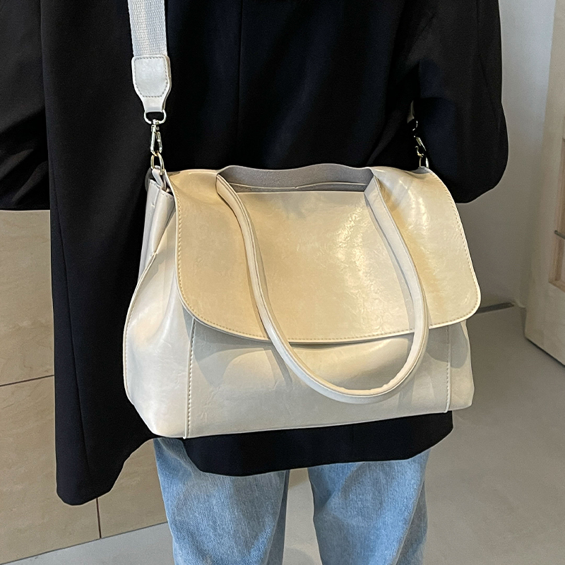 กระเป๋าผู้หญิงสวยๆ กระเป๋าสะพายข้างผู้หญิง กระเป๋าแบรนด์COOL BAG