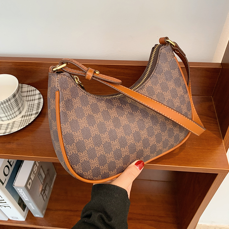 กระเป๋าผู้หญิงสวยๆ กระเป๋าสะพายข้างผู้หญิง กระเป๋าแบรนด์COOL BAG