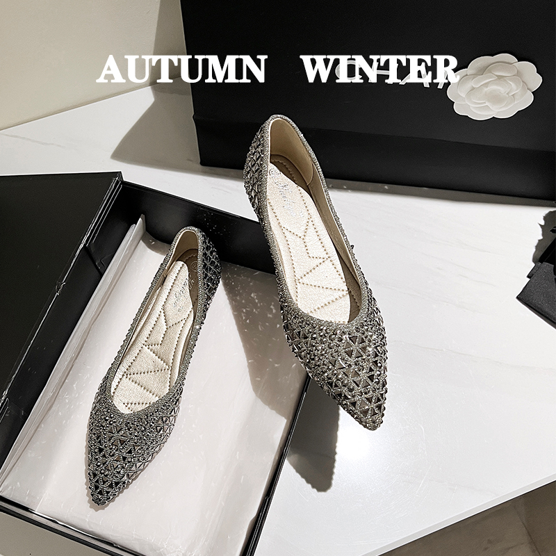 รองเท้าคัทชูผู้หญิงส้นเตี้ย ใส่สบาย มีขนาด35-43