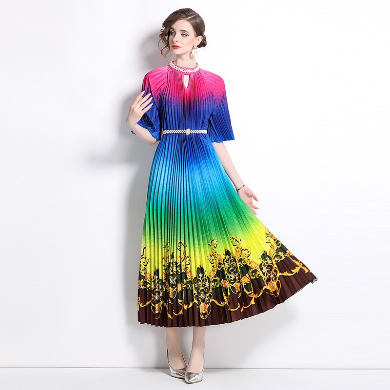 ชุดเดรสยาวสวยๆ ชุดกระโปรงยาว ชุดเดรสยาว ชุดแซกยาว มีขนาด S M L XL สนใจทักแชท