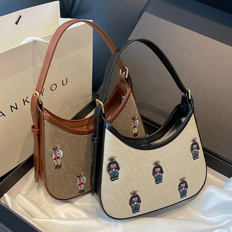 กระเป๋าผู้หญิงสวยๆ กระเป๋าสะพายข้างผู้หญิง กระเป๋าแบรนด์COOL BAG