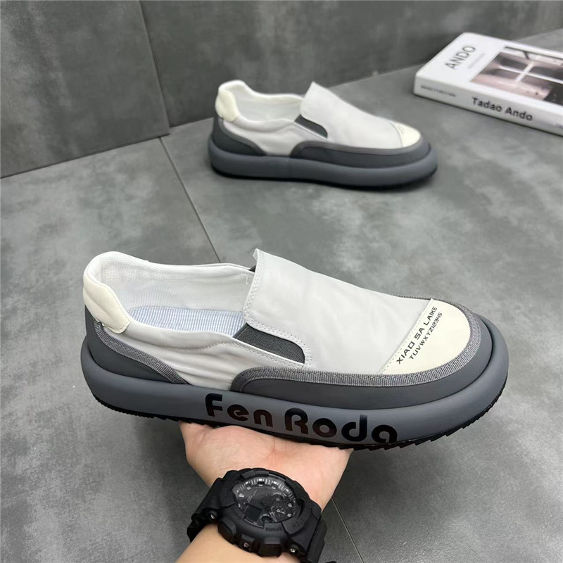 รองเท้าหนังผู้ชาย มีไซส์39-44 รองเท้าโลฟเฟอร์ชาย Slip-On Shoes มีขนาด39-44