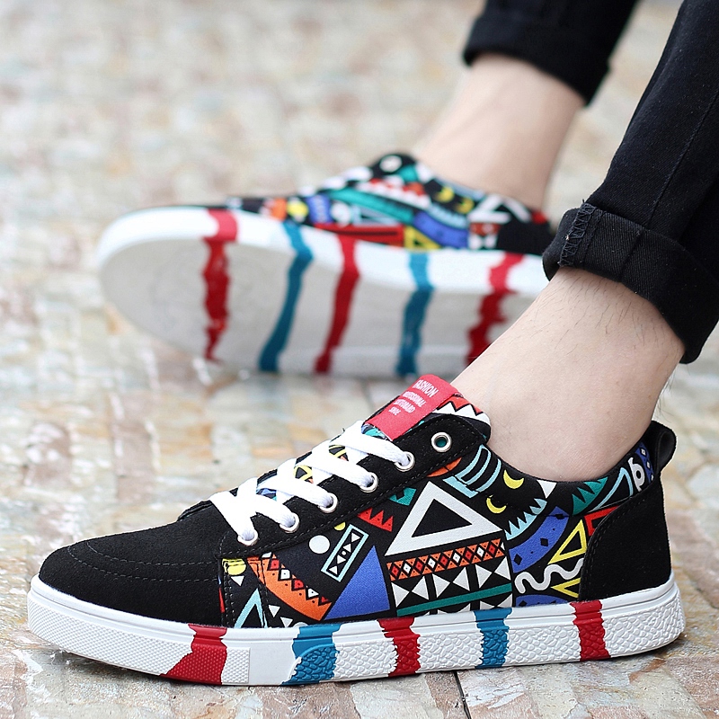 รองเท้าแฟชั่นอินเทรนด์