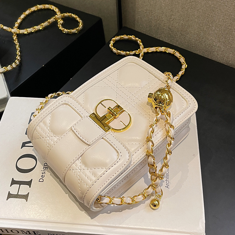 กระเป๋าผู้หญิงสวยๆ กระเป๋าสะพายข้างผู้หญิง กระเป๋าแบรนด์COOL BAG