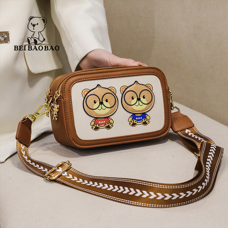 กระเป๋าผู้หญิงสวยๆ กระเป๋าสะพายข้างผู้หญิง กระเป๋าแบรนด์ BEAR BAG กระเป๋าหมีสุดคิ้ว!