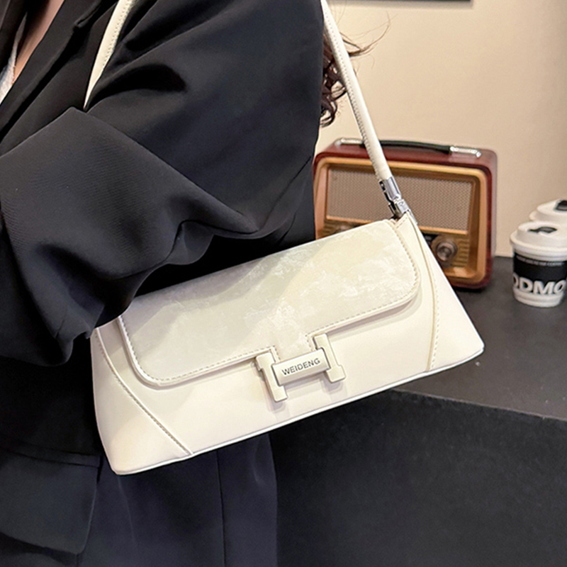 กระเป๋าผู้หญิงสวยๆ กระเป๋าสะพายข้างผู้หญิง กระเป๋าแบรนด์COOL BAG