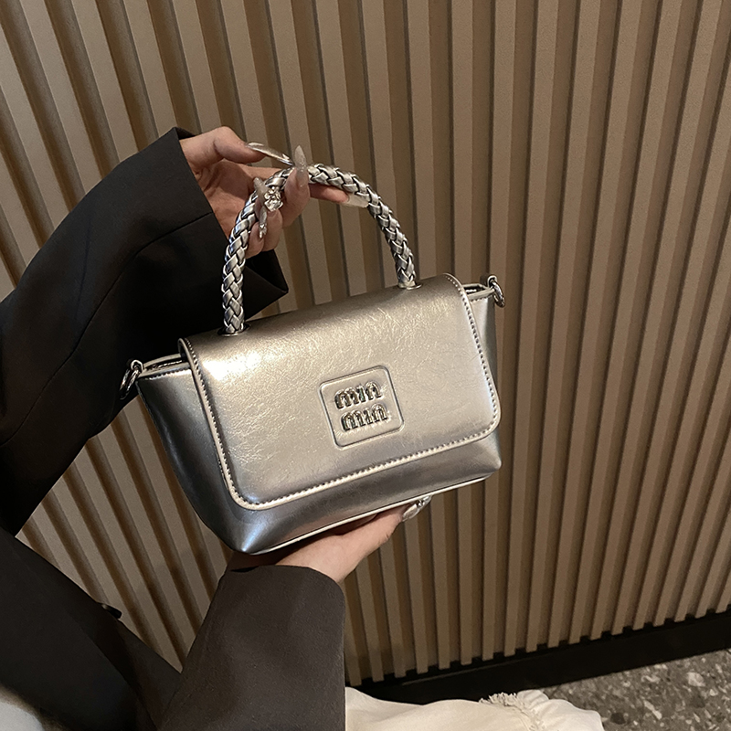 กระเป๋าผู้หญิงสวยๆ กระเป๋าสะพายข้างผู้หญิง กระเป๋าแบรนด์COOL BAG