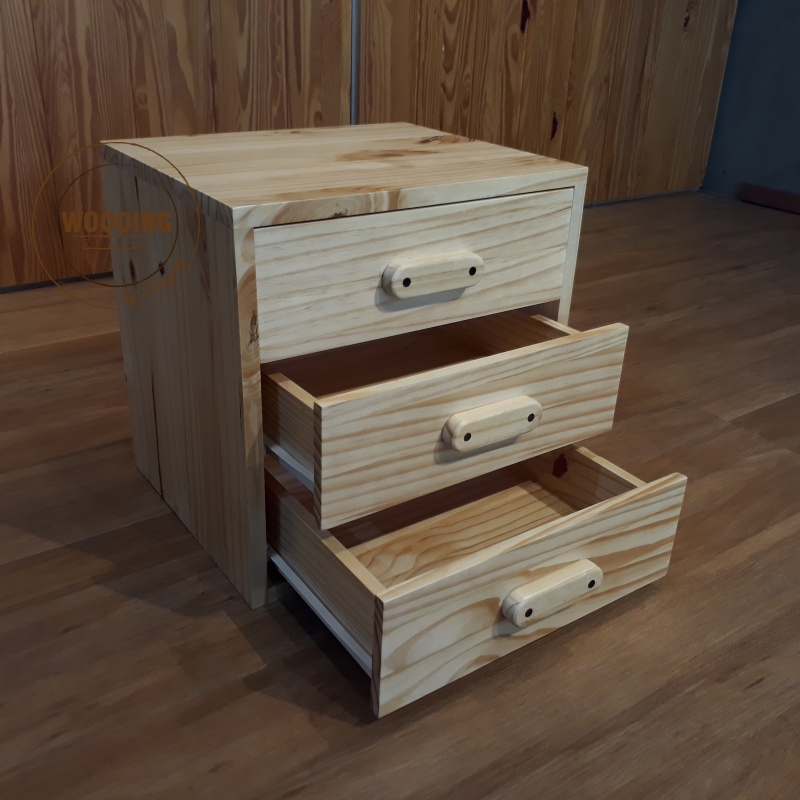 กล่องไม้สน 3 ลิ้นชัก(J035)