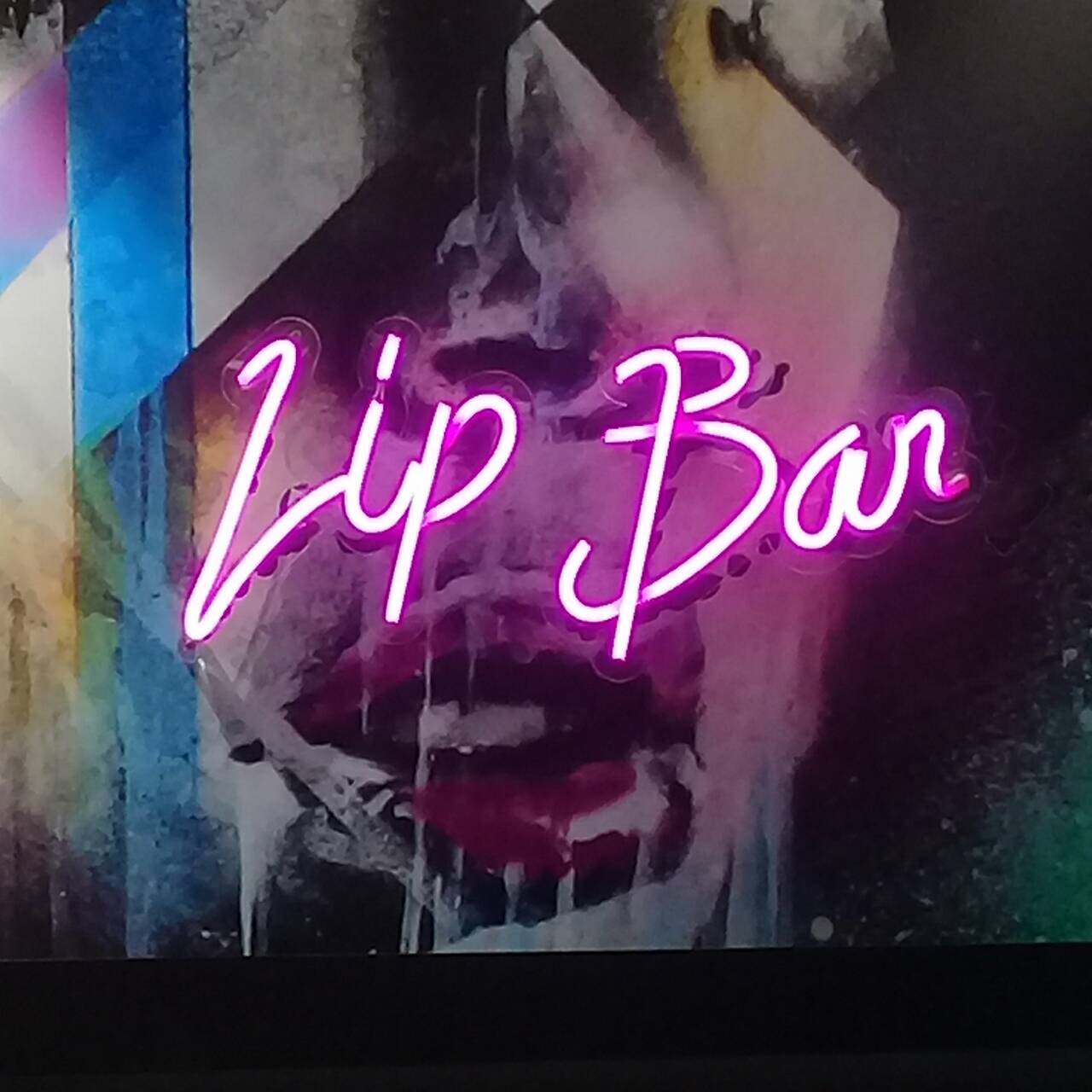 ป้ายไฟนีออนดัด สีพาสเทล #LipBar