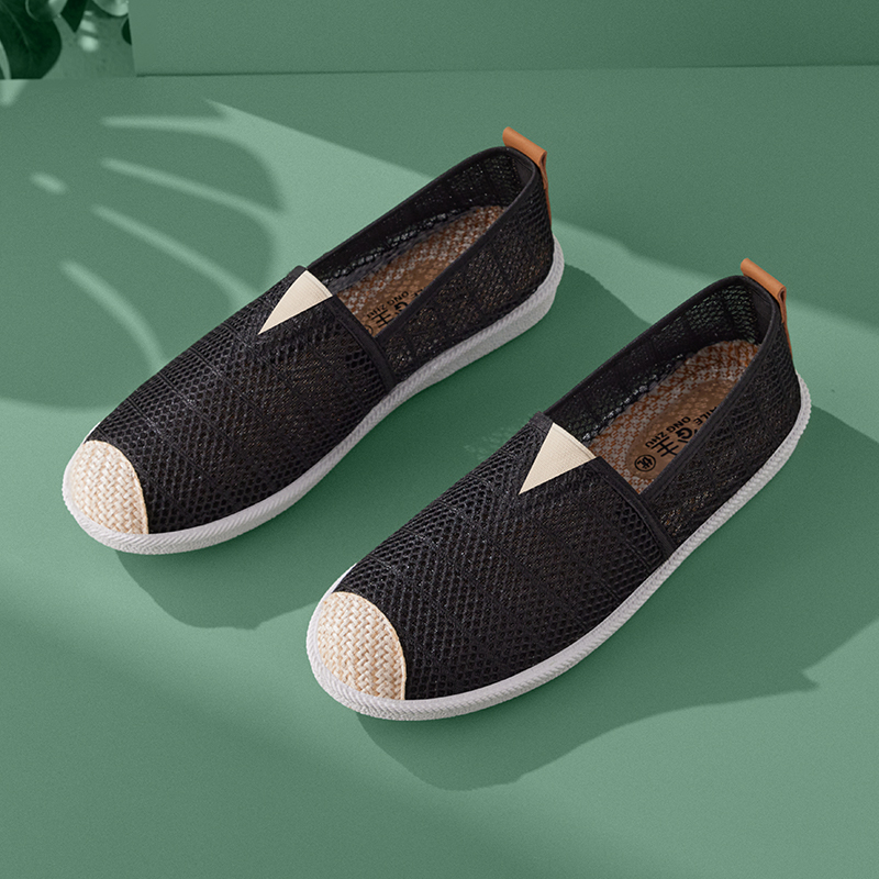 รองเท้าผ้าใบผู้หญิง ใส่สบาย รองเท้าผ้าใบใส่เที่ยวผู้หญิง มีSIZE 35 36 37 38 39 40
