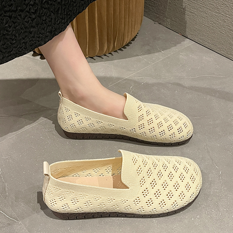 รองเท้าผ้าใบผู้หญิง ใส่สบาย รองเท้าผ้าใบใส่เที่ยวผู้หญิง มีSIZE 35 36 37 38 39 40