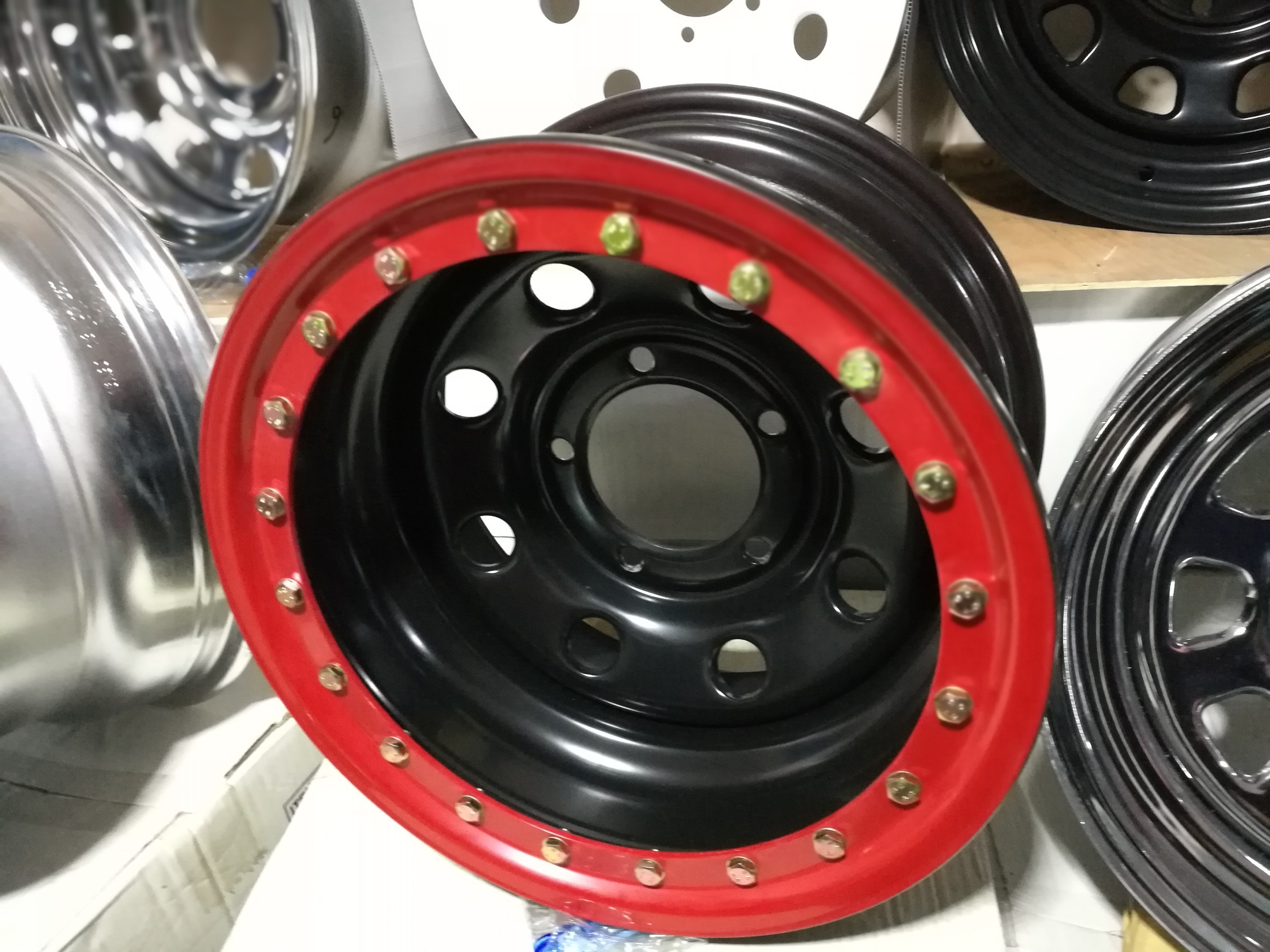 ล้อกระทะนำเข้า Asia Road ขอบ 15x8"-offset-40 (5รู 139.7) ดำขอบแดง