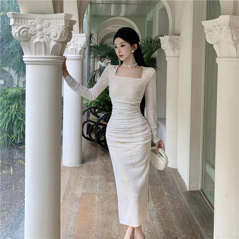 ชุดเดรสยาวสวยๆ สไตล์เกาหลี มีขนาด S M L XL สนใจทักแชท