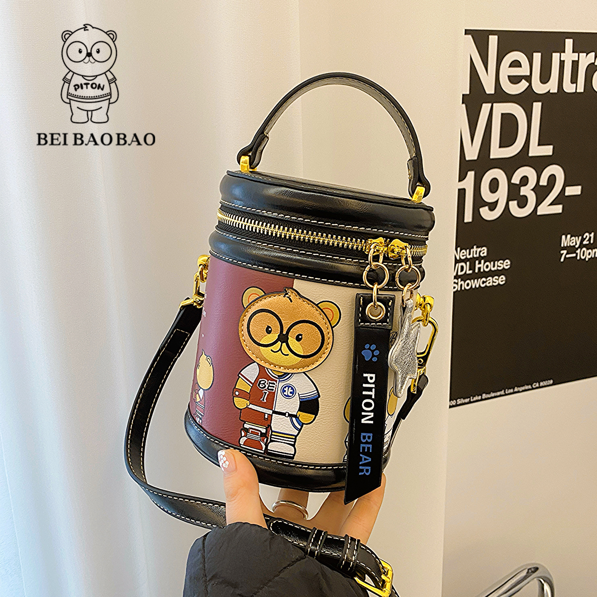 กระเป๋าผู้หญิงสวยๆ กระเป๋าสะพายข้างผู้หญิง กระเป๋าแบรนด์ BEAR BAG กระเป๋าหมีสุดคิ้ว!