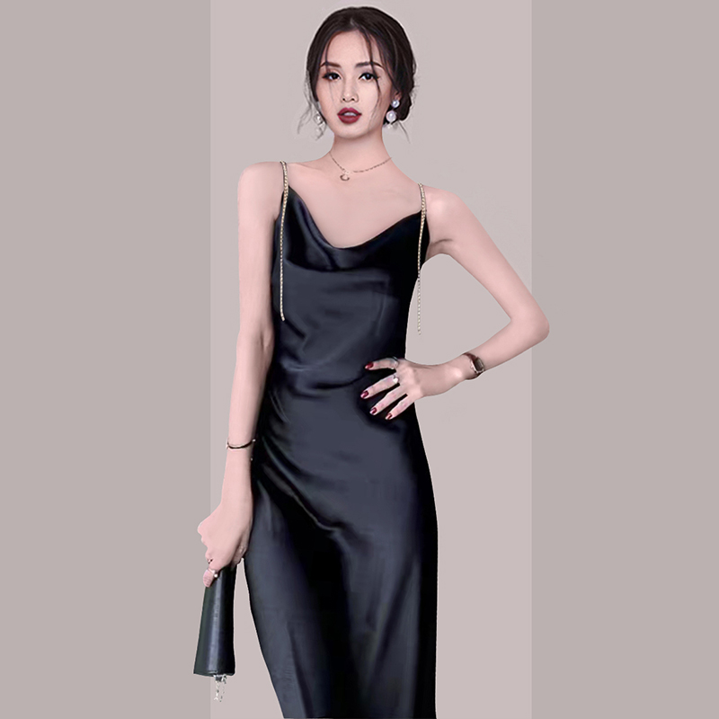 ชุดเดรสยาวสวยๆ สไตล์เกาหลี มีขนาด S M L XL สนใจทักแชท