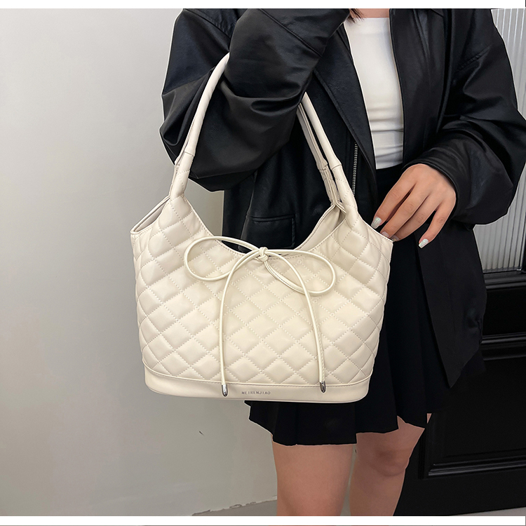 กระเป๋าผู้หญิงสวยๆ กระเป๋าสะพายข้างผู้หญิง กระเป๋าแบรนด์COOL BAG
