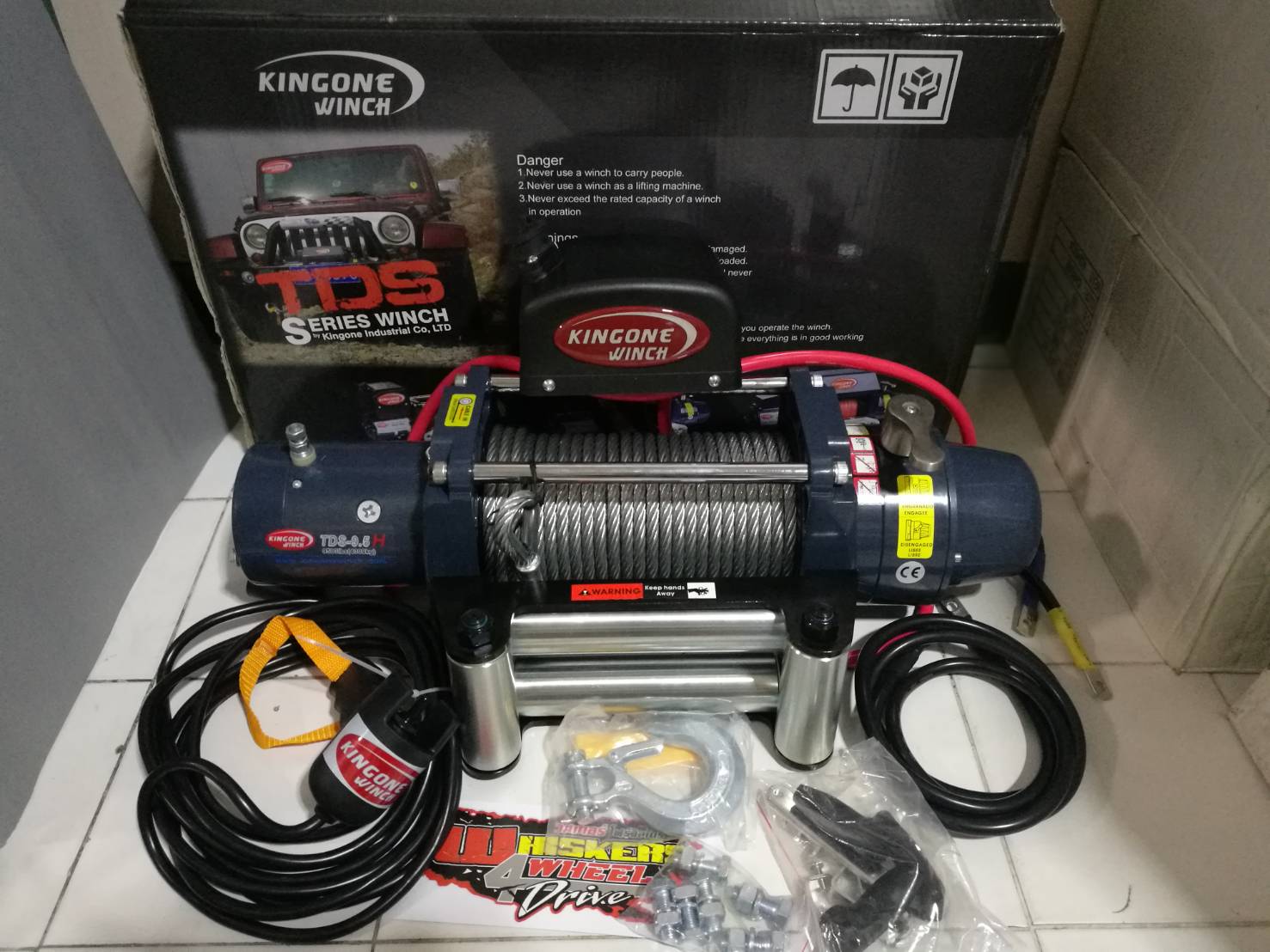 วินซ์ไฟฟ้า 9500 ปอน 12 โวลล์ 4.3 ตัน คิงวัน King One Winch แบรนด์ดังผ่านการทดสอบจาก แม็กกาซีน 4WD ออสเตรเลีย เป็นอันดับ 1