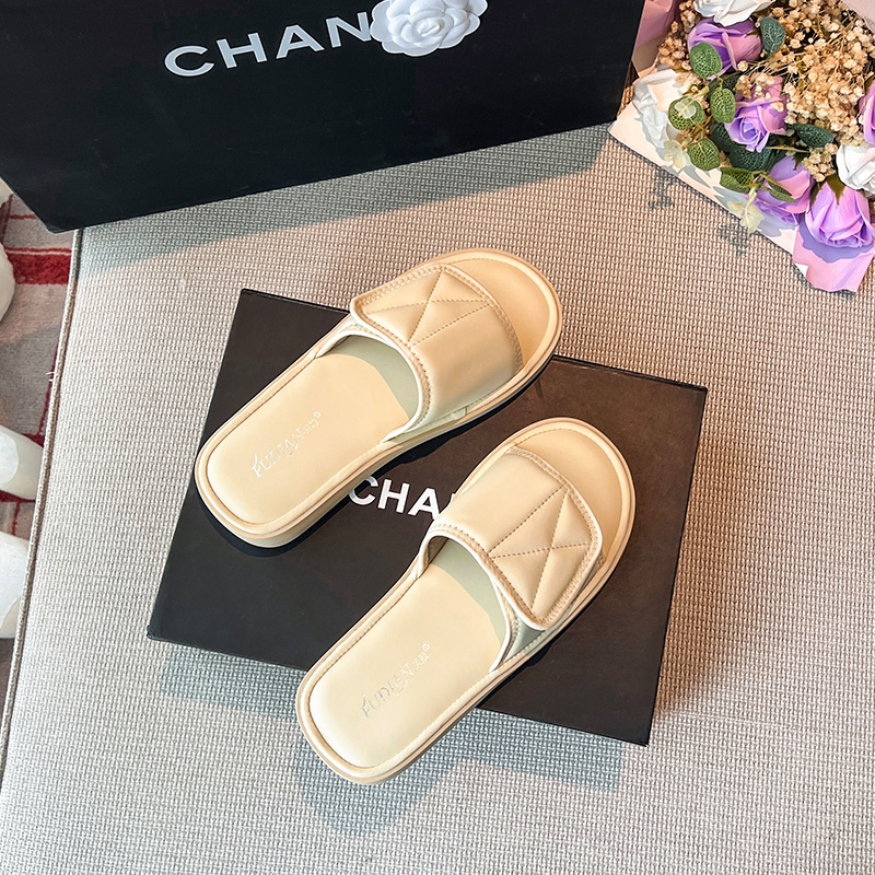 รองเท้าแตะผู้หญิงส้นเตี้ย ใส่สบาย มีขนาด35-43