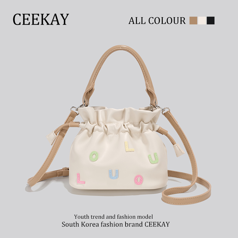 กระเป๋าผู้หญิงสวยๆ กระเป๋าสะพายข้างผู้หญิง กระเป๋าแบรนด์CEEKEY