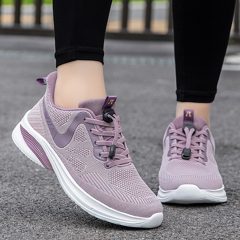 รองเท้าผ้าใบผู้หญิง ใส่สบาย รองเท้าผ้าใบใส่เที่ยวผู้หญิง มีSIZE 35 36 37 38 39 40