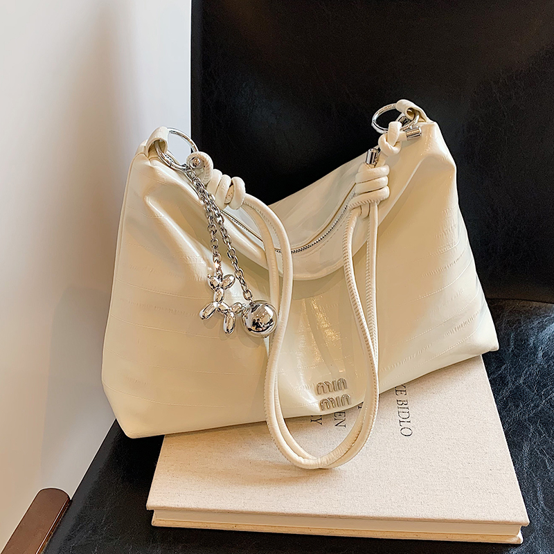 กระเป๋าผู้หญิงสวยๆ กระเป๋าสะพายข้างผู้หญิง กระเป๋าแบรนด์COOL BAG