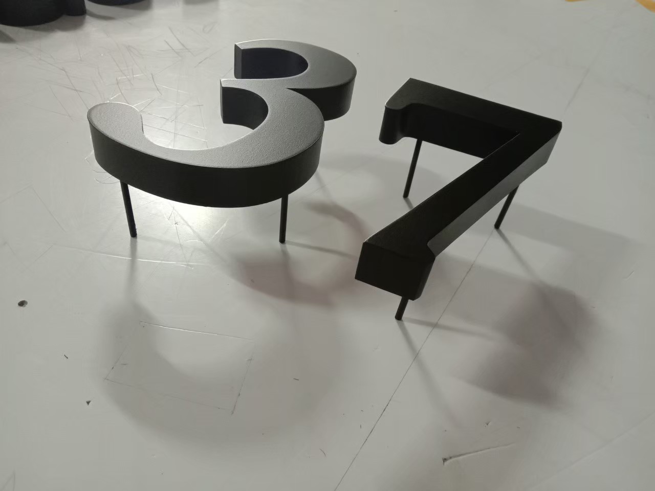 งานป้ายบ้านเลขที่ 37