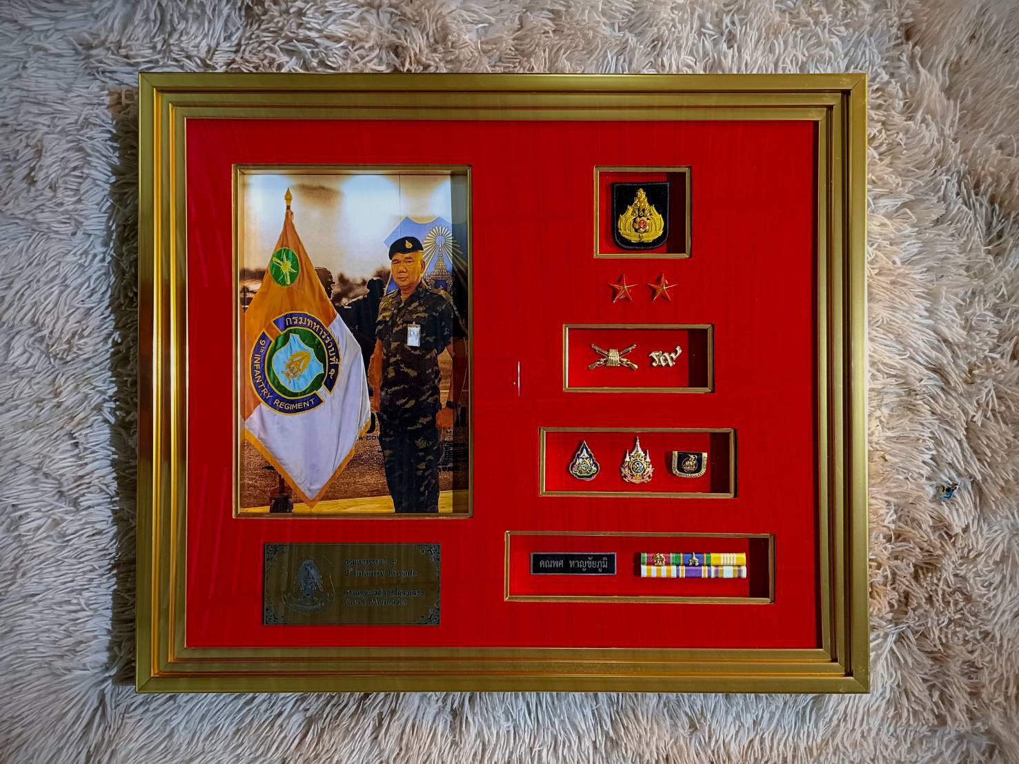 กรอบรูปเหรียญที่ระลึก ของขวัญเกษียณ ชิ้นเดียวในโลก กรอบรูปเก็บความทรงจำ กรอบตราสัญลักษณ์หน่วยงานราชการ