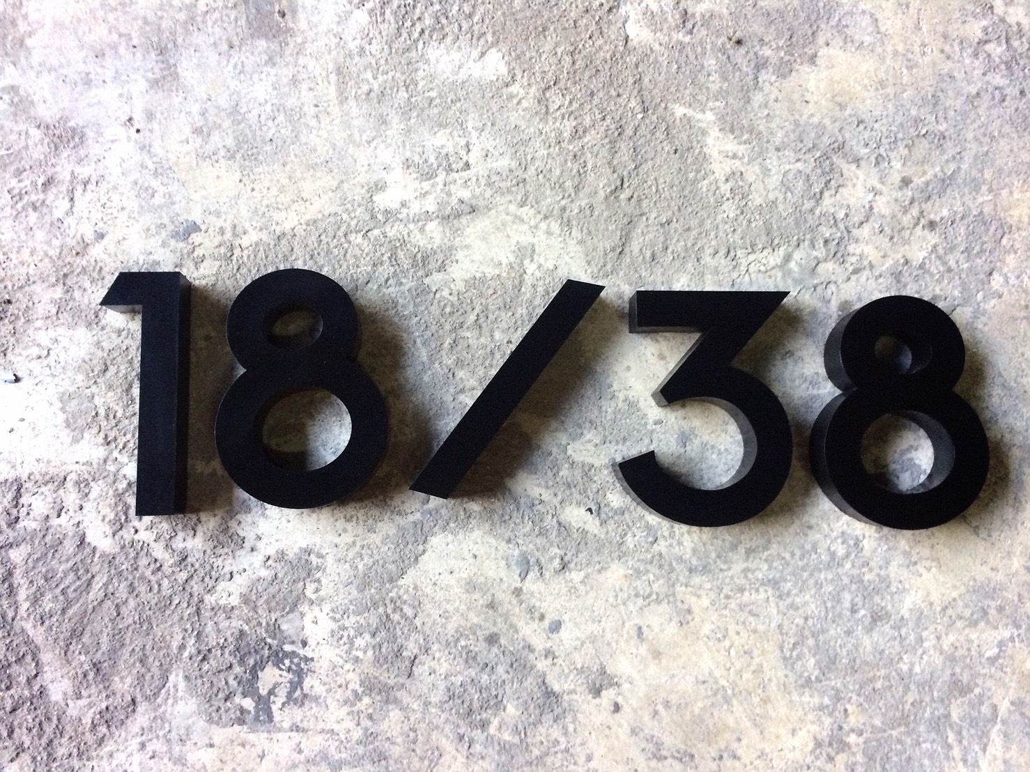 อักษรสแตนเลสบ้านเลขที่ 18/38 ขนาด 12 cm