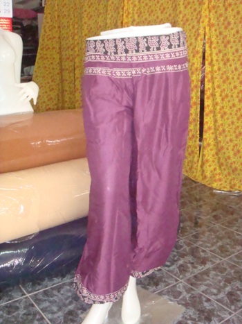 กางเกงเล กางเกงทรงจินนี่ กางเกงขายาว ผ้ายืดเนื้อนิ่มใส่สวยสบายตัว