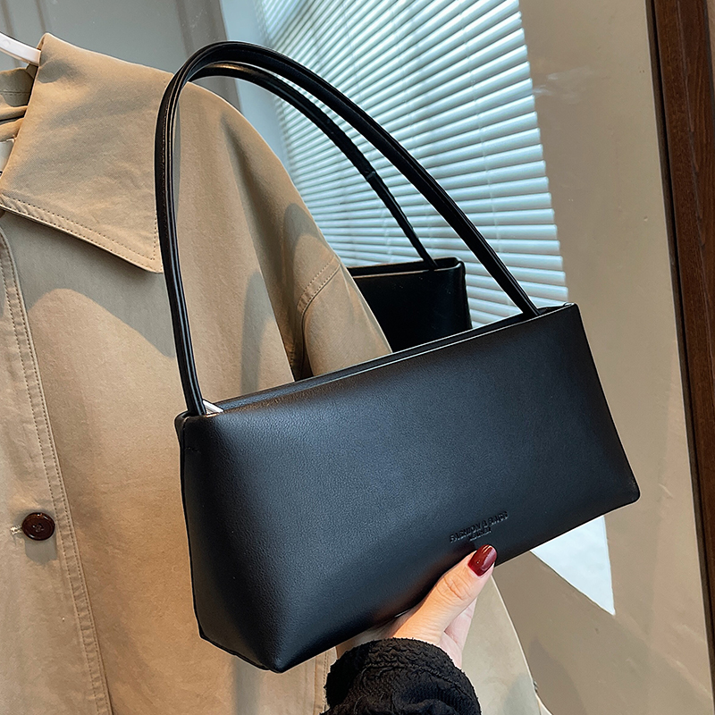 กระเป๋าผู้หญิงสวยๆ กระเป๋าสะพายข้างผู้หญิง กระเป๋าแบรนด์COOL BAG