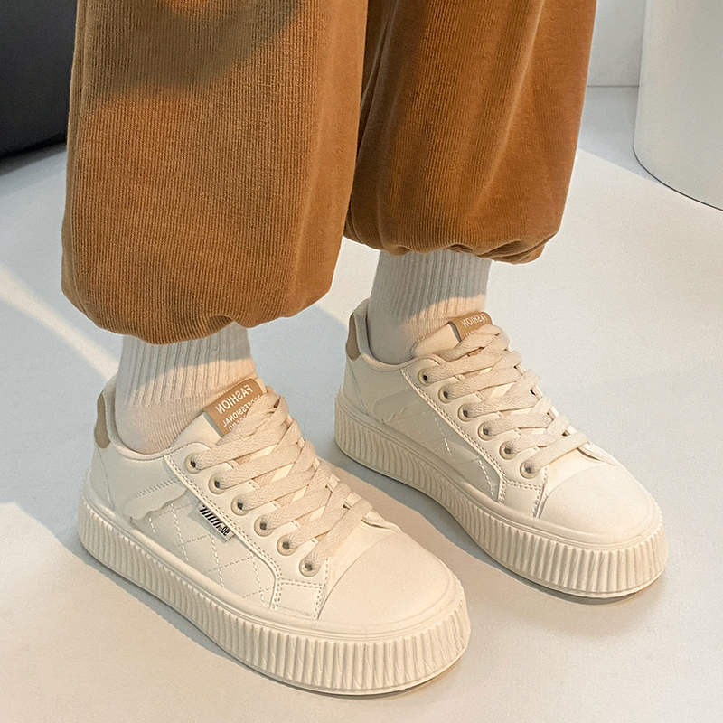 รองเท้าผ้าใบผู้หญิง ใส่สบาย รองเท้าผ้าใบใส่เที่ยวผู้หญิง มีSIZE 35 36 37 38 39 40