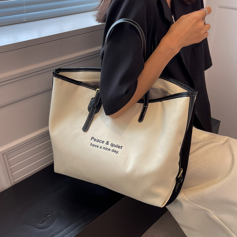กระเป๋าผู้หญิงสวยๆ กระเป๋าสะพายข้างผู้หญิง กระเป๋าแบรนด์COOL BAG