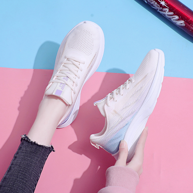 รองเท้าผ้าใบผู้หญิง ใส่สบาย รองเท้าผ้าใบใส่เที่ยวผู้หญิง มีSIZE 35 36 37 38 39 40