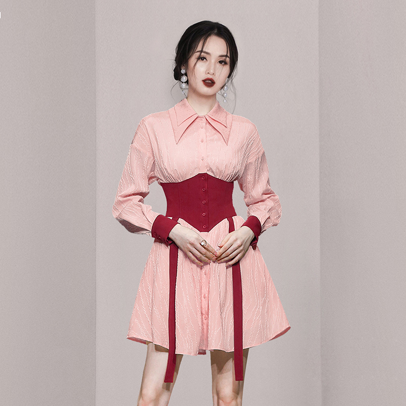 ชุดเดรสยาวสวยๆ สไตล์เกาหลี มีขนาด S M L XL สนใจทักแชท