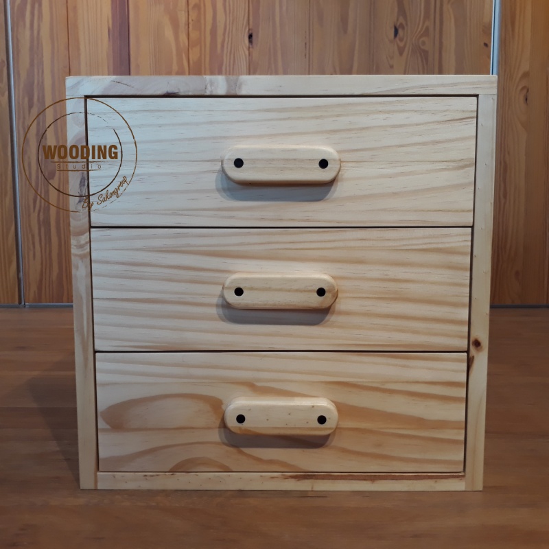 กล่องไม้สน 3 ลิ้นชัก(J035)