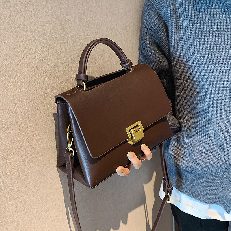กระเป๋าผู้หญิงสวยๆ กระเป๋าสะพายข้างผู้หญิง กระเป๋าแบรนด์COOL BAG