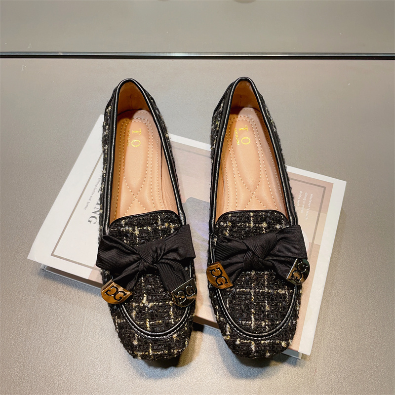 รองเท้าคัทชูผู้หญิงส้นเตี้ย ใส่สบาย มีขนาด35-40
