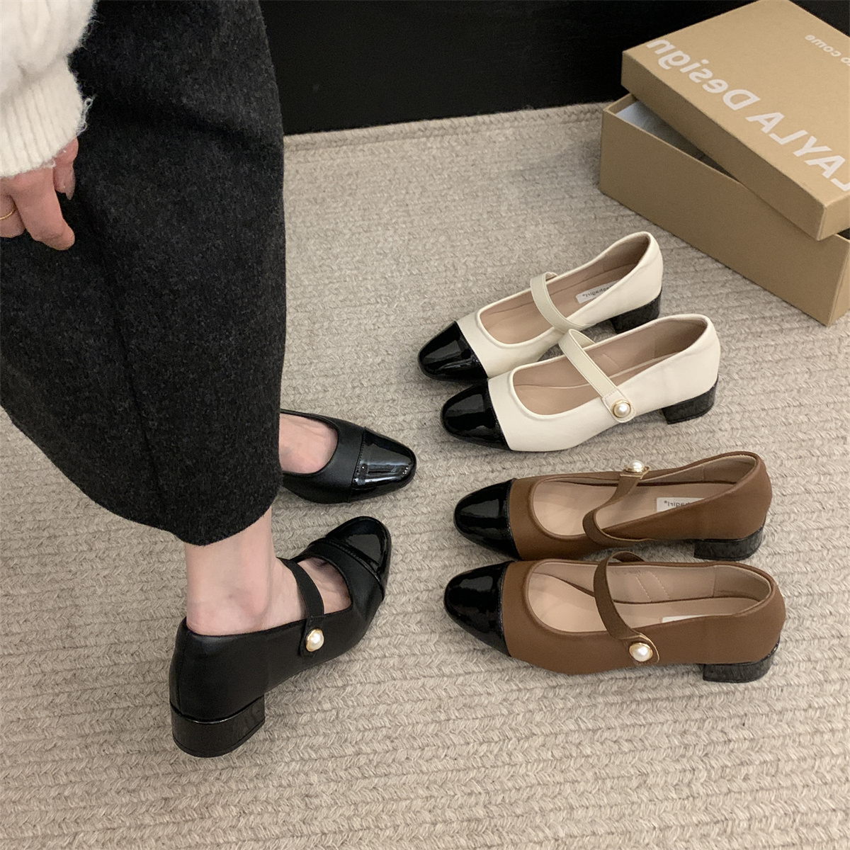 รองเท้าคัทชูผู้หญิงส้นเตี้ย ใส่สบาย มีขนาด35-43