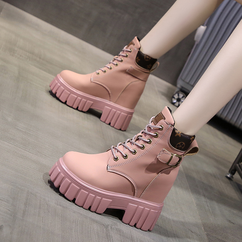 รองเท้าผ้าใบเสริมส้นสูง ไซต์35-39 สนใจทักแชท ฟรีค่าส่ง!