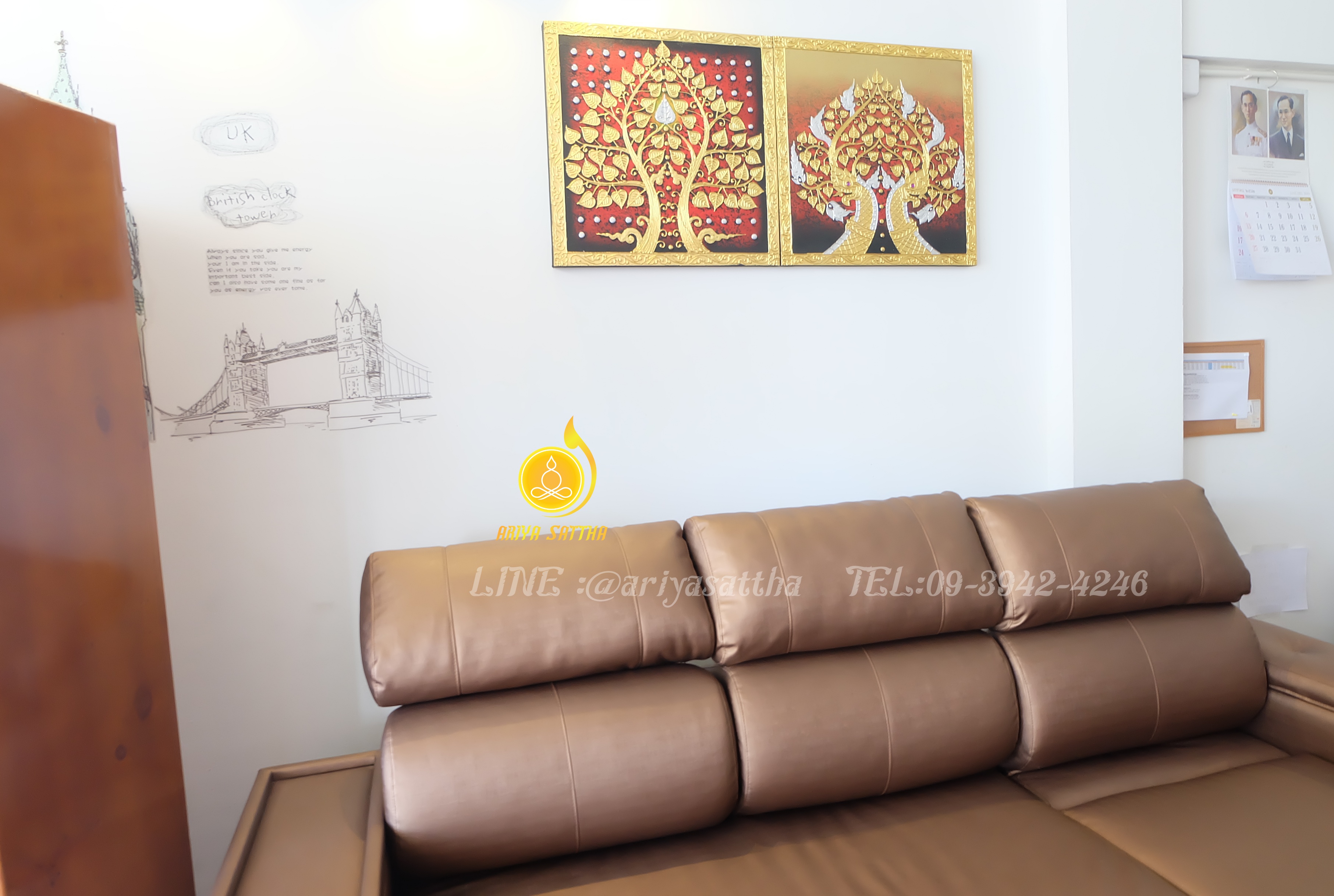 ภาพมงคล ต้นโพธิ์ สีแดง ขนาด 60x60 cm.ตกแต่งบ้าน ห้องพระ ของขวัญขึ้นบ้านใหม่ งาน handmade ภาพวาดปิดทองแต่งผนังบ้าน คอนโด