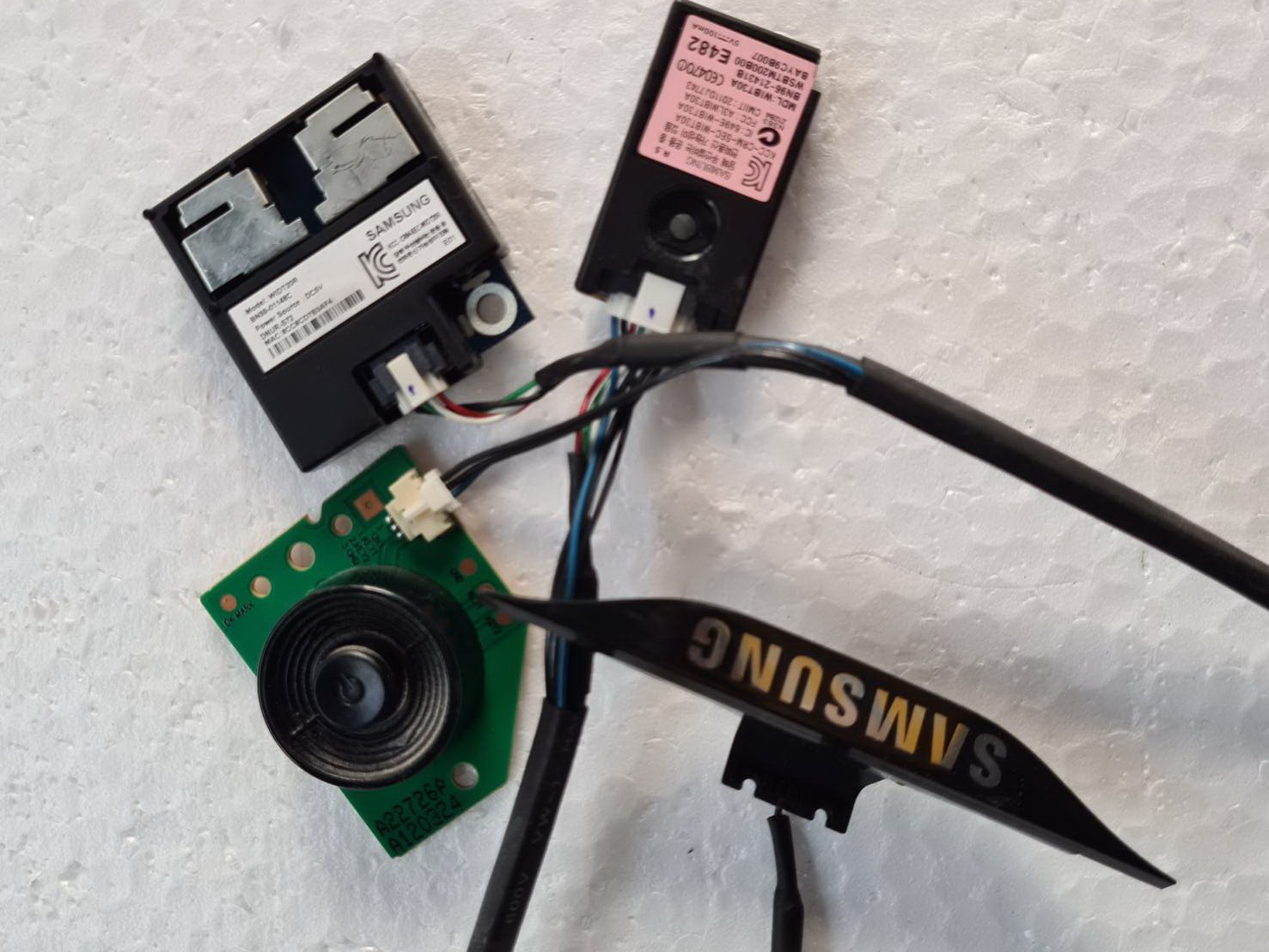 ชุด ตัวรับสัญญาณ WIFI Module BN59-01148C และ Bluetooth Module BN96-21431B SAMSUNG LED TV